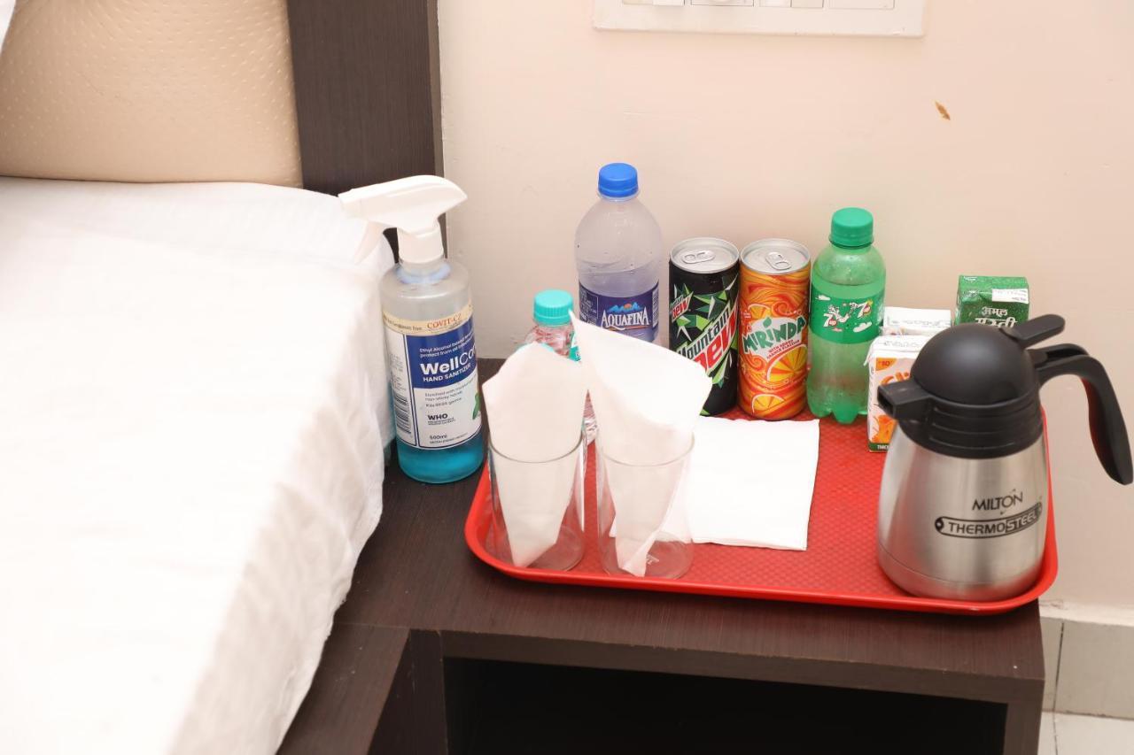 Bina-Etawa Hotel Shri Siddhivinayak מראה חיצוני תמונה